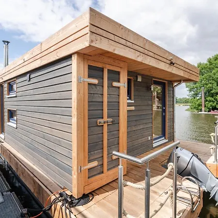 Hausboot Ahoi Hochwertiges Hausboote Mit Grosser Terrasse Und Kamin Hamburg Exterior photo