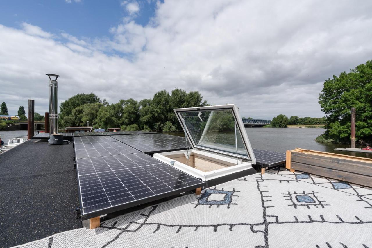 Hausboot Ahoi Hochwertiges Hausboote Mit Grosser Terrasse Und Kamin *