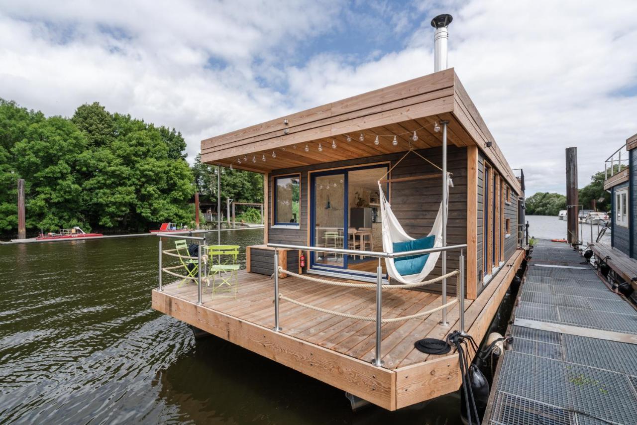 Hausboot Ahoi Hochwertiges Hausboote Mit Grosser Terrasse Und Kamin *